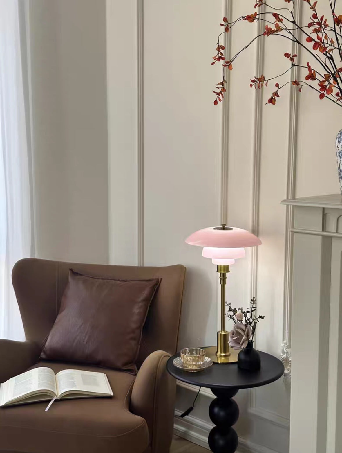 Cuarzo Suave | Velador de pie Mid-Century